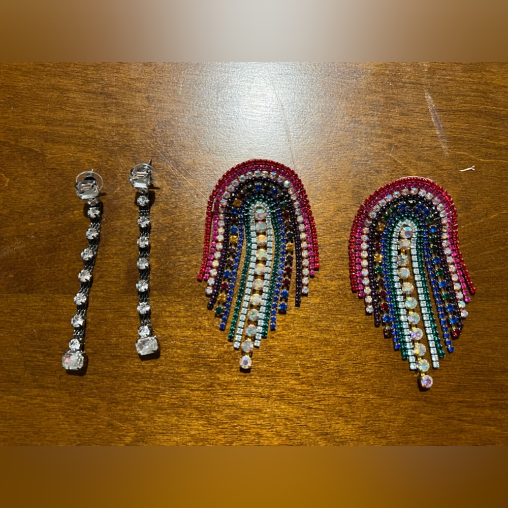 Two pairs of Feed Me Gems earrings for @jennadcole